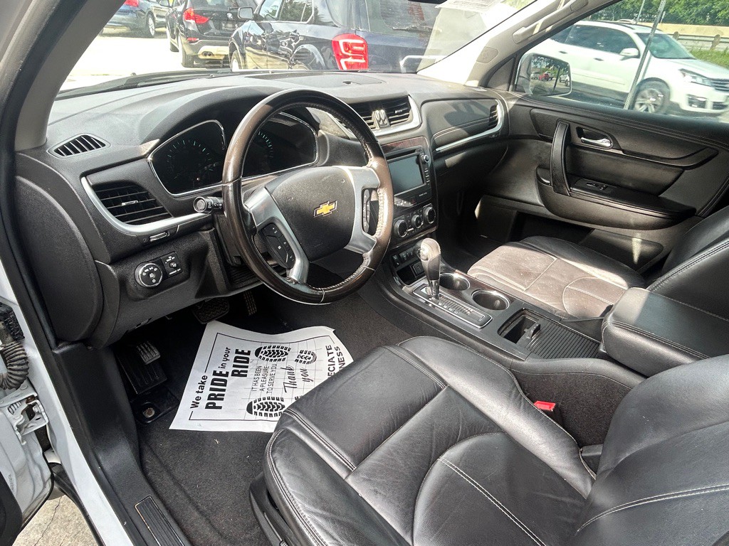 2017 Chevrolet Traverse Image 10