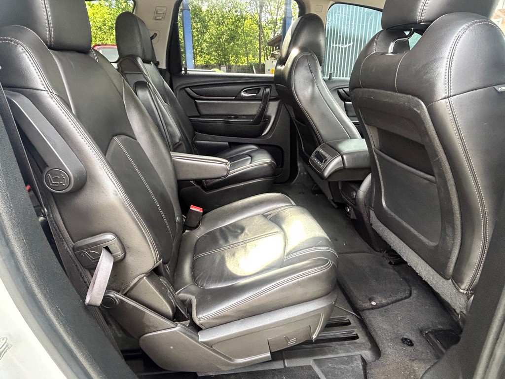 2017 Chevrolet Traverse Image 13