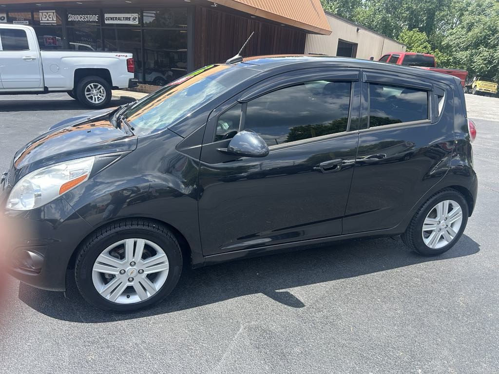 2014 Chevrolet Spark Image 2