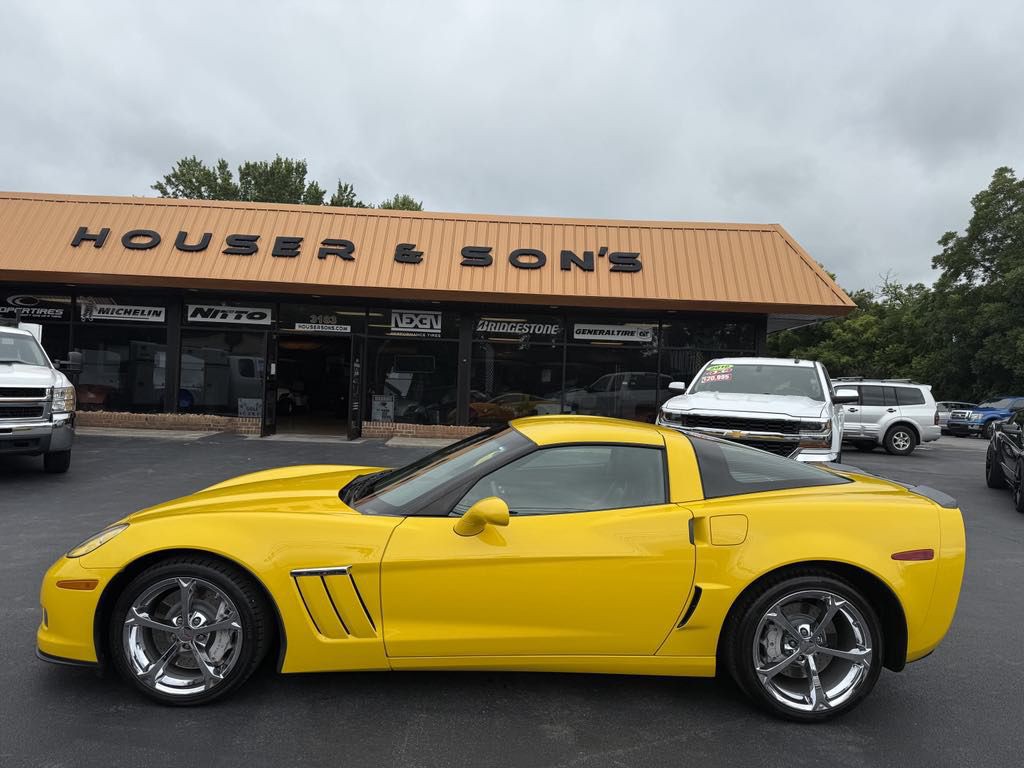 2011 Chevrolet Corvette Image 3