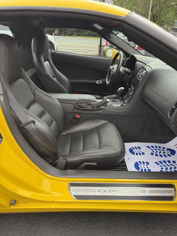 2011 Chevrolet Corvette Image 11