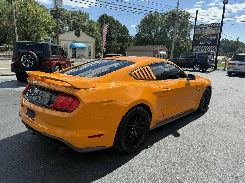 2019 Ford Mustang Image 4