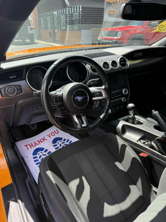 2019 Ford Mustang Image 11