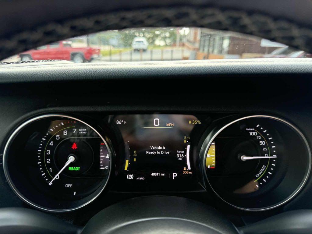 2023 Jeep Wrangler Image 14