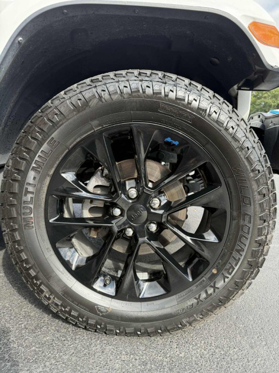 2023 Jeep Wrangler Image 18