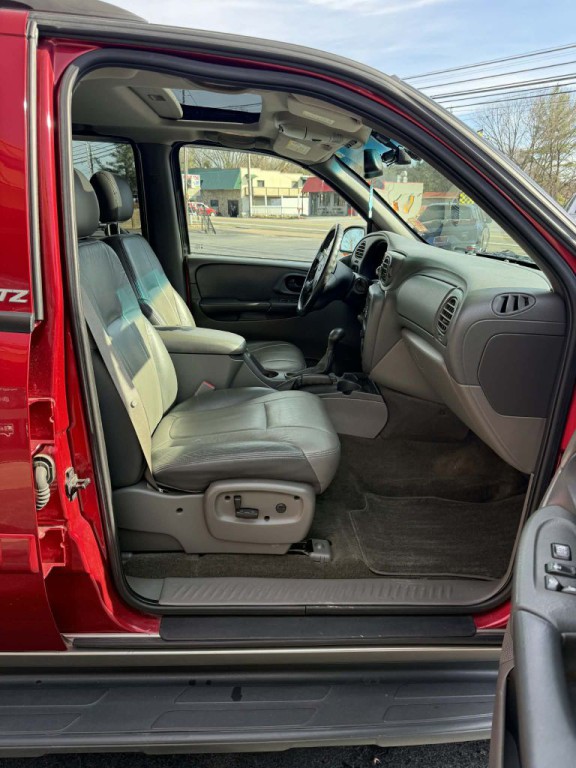 2002 Chevrolet Trailblazer Image 8