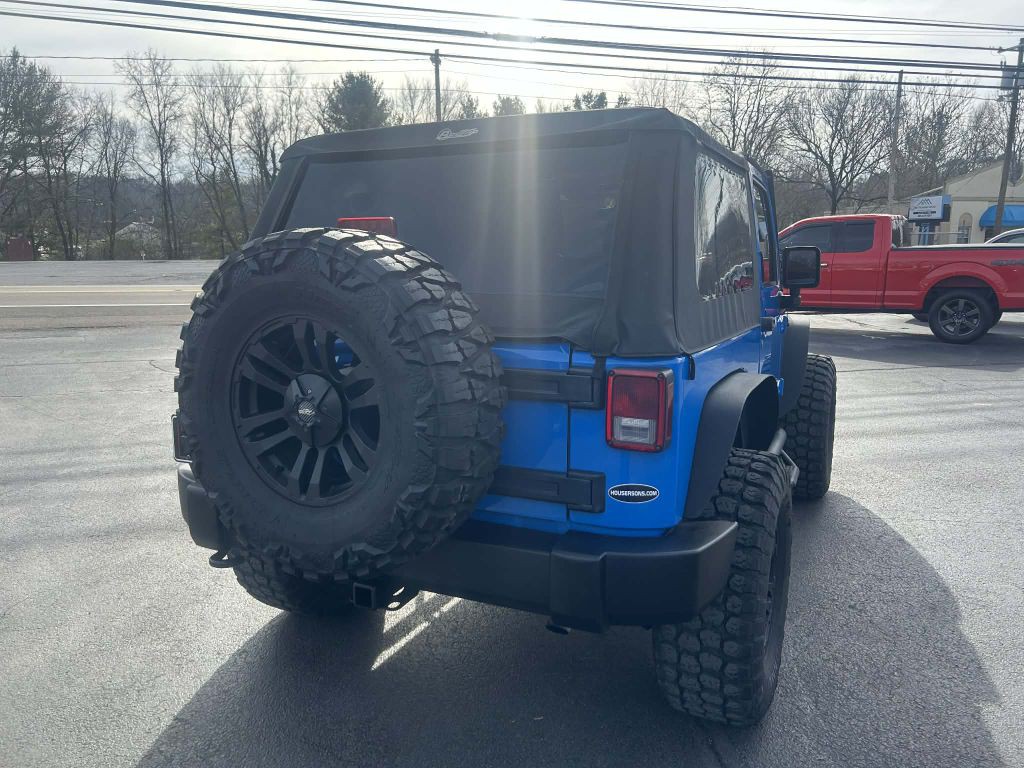 2011 Jeep Wrangler Image 3