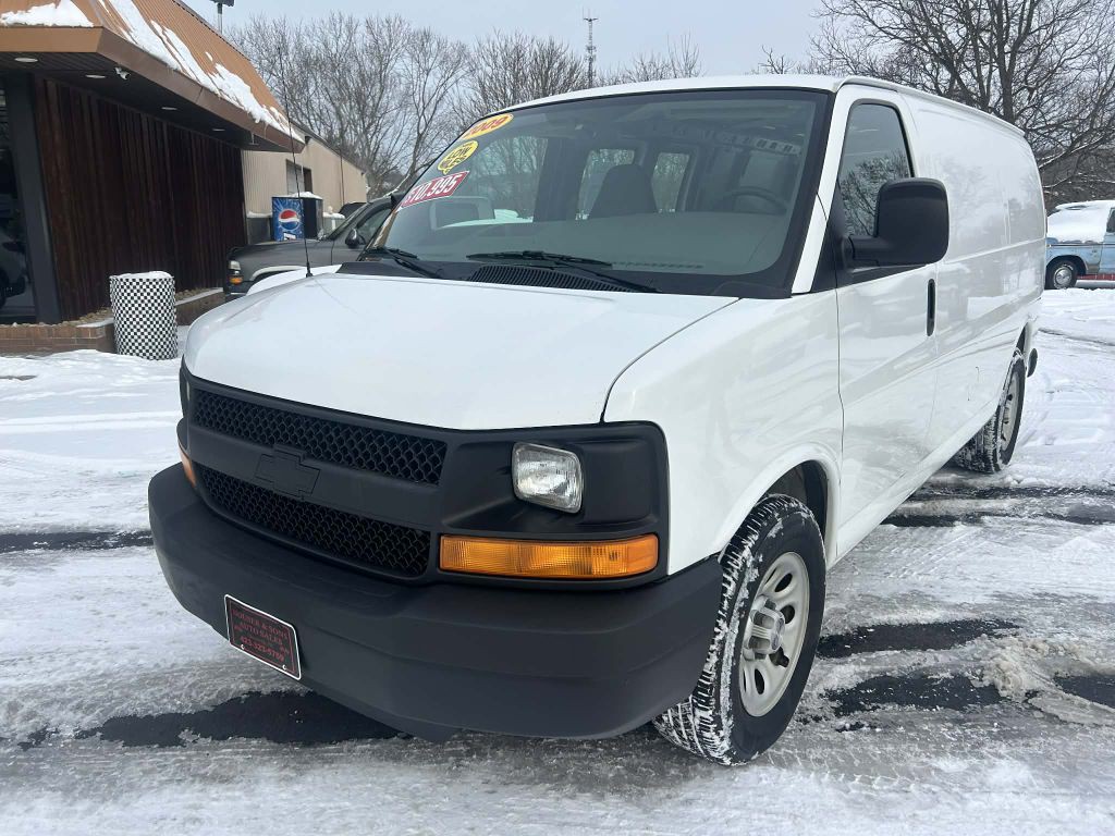 2009 Chevrolet Express Image 6