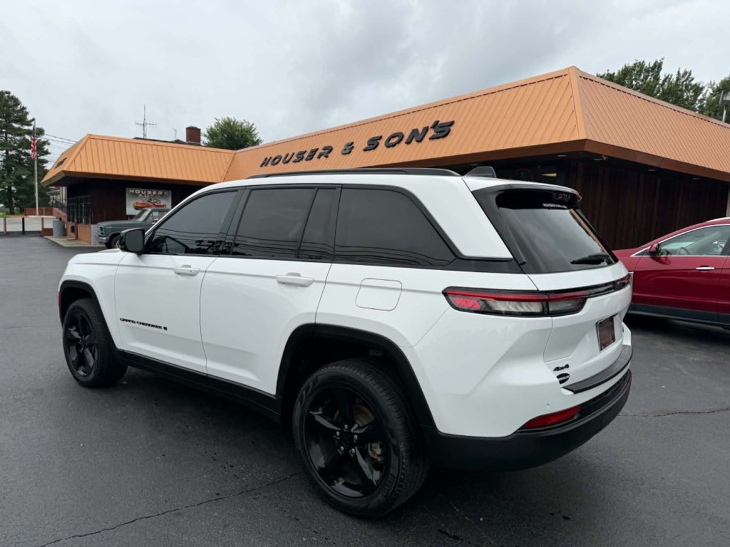 2023 Jeep Grand Cherokee Image 5