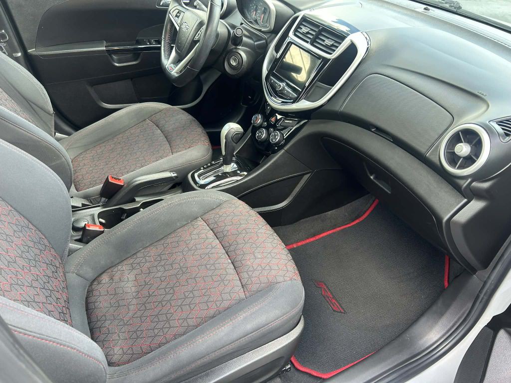 2019 Chevrolet Sonic Image 8