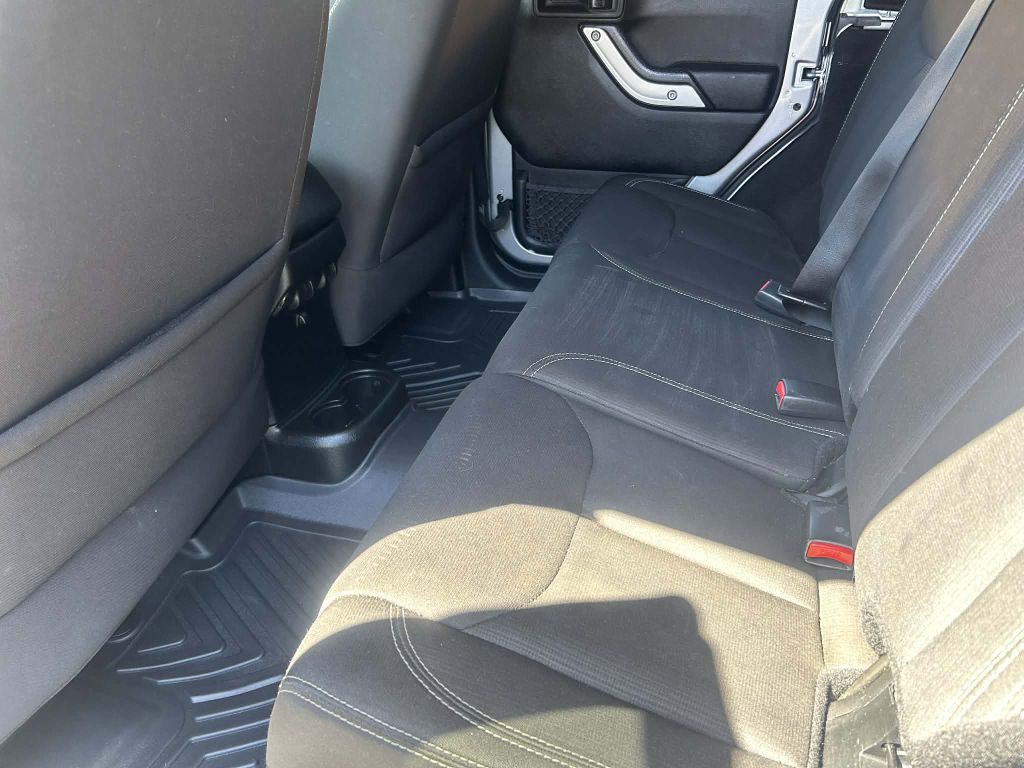 2017 Jeep Wrangler Unlimited Image 10
