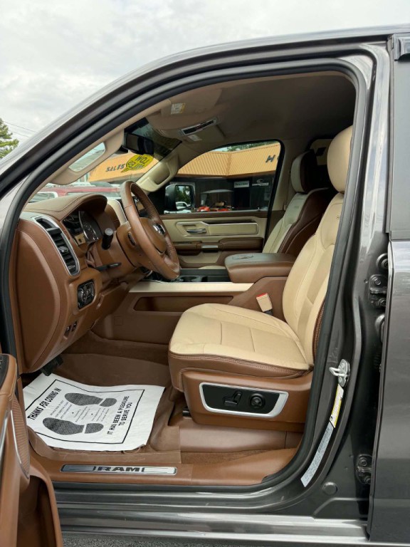 2020 RAM 1500 Image 9