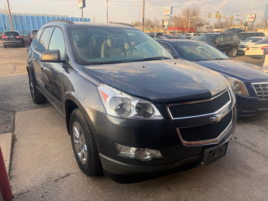 2012 Chevrolet Traverse Image 1