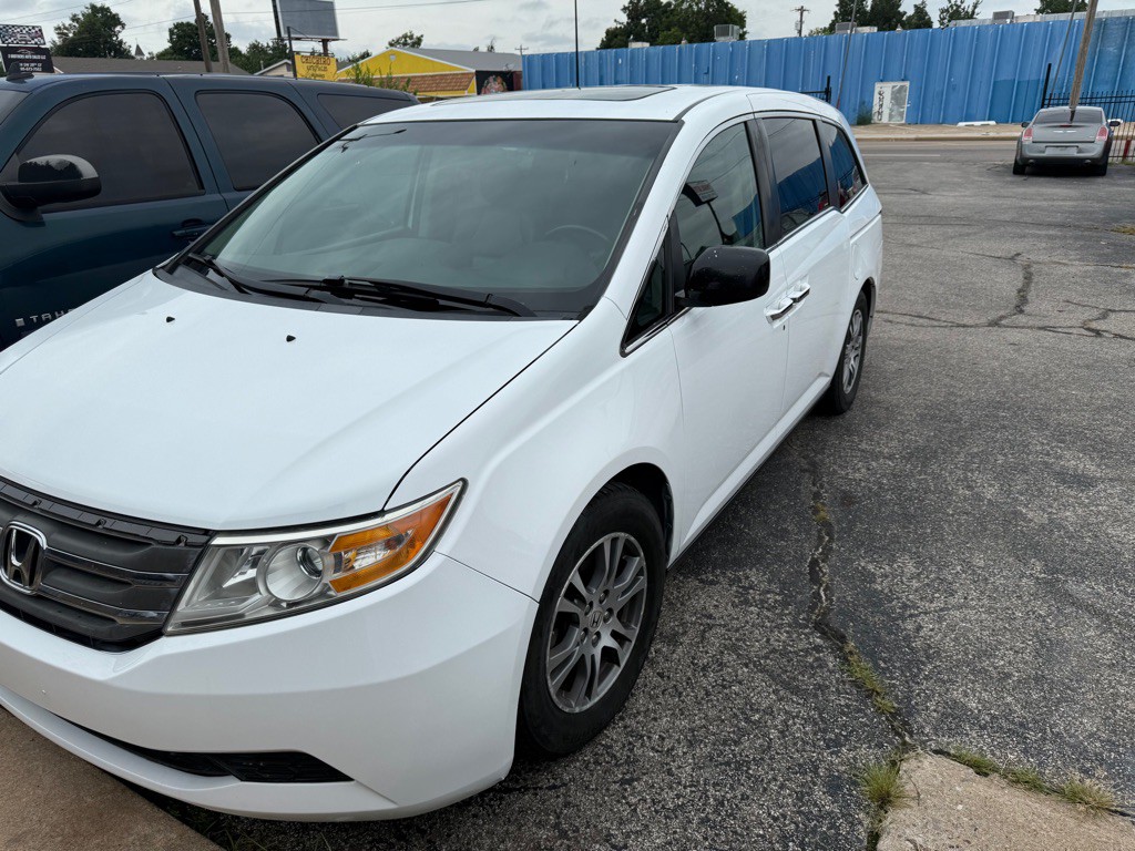 2011 Honda Odyssey Image 4