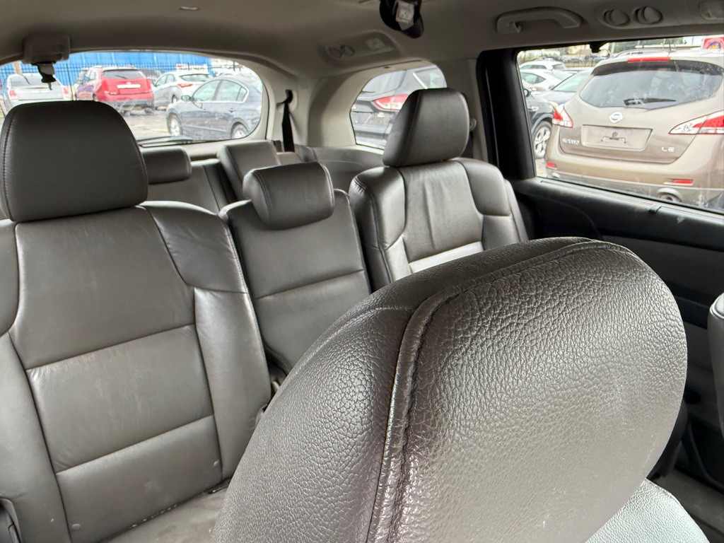 2011 Honda Odyssey Image 12