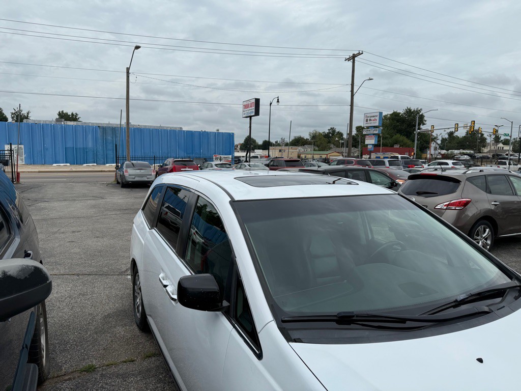 2011 Honda Odyssey Image 13