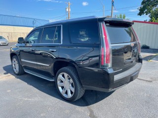 Image for 2018 Cadillac Escalade Luxury ID: 6849063