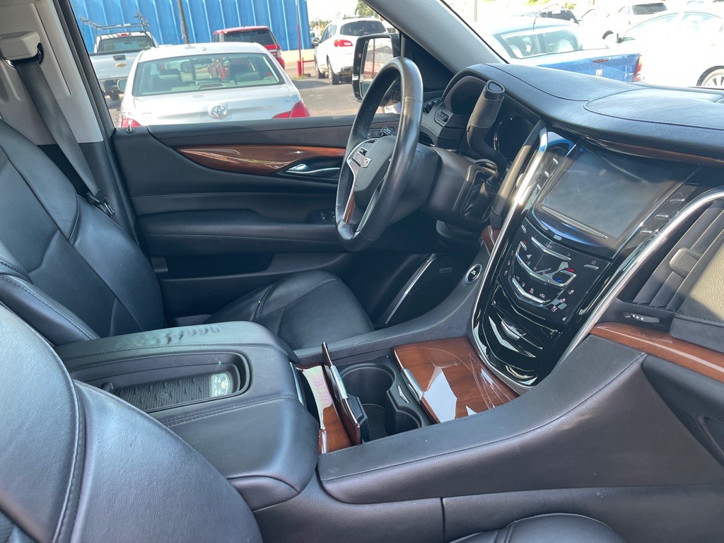 2018 Cadillac Escalade Image 14