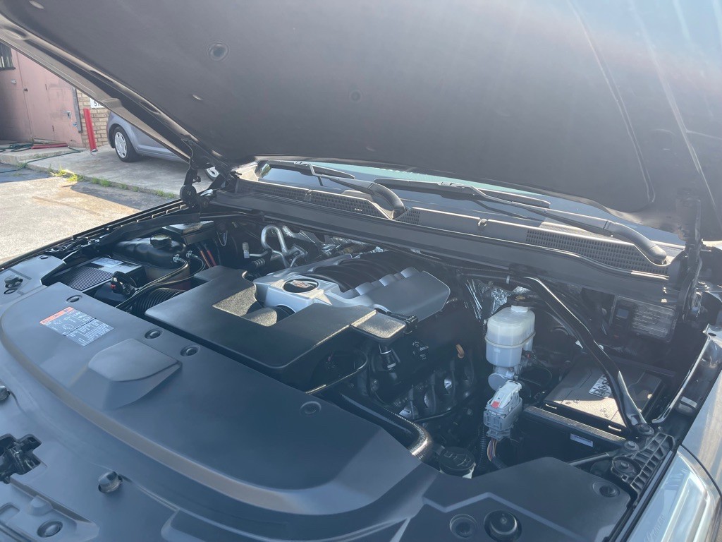 2018 Cadillac Escalade Image 18