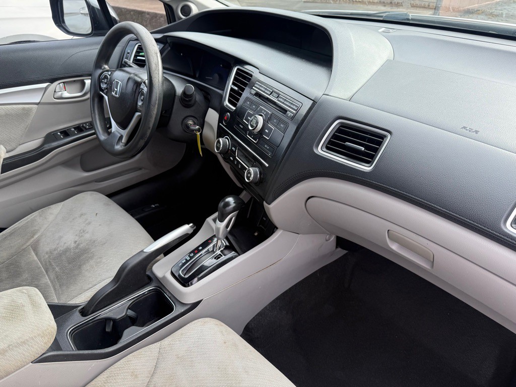 2013 Honda Civic Image 13