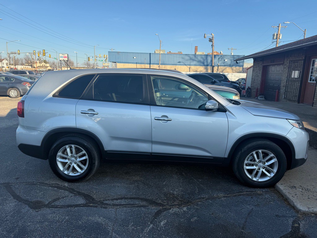 2014 Kia Sorento Image 3