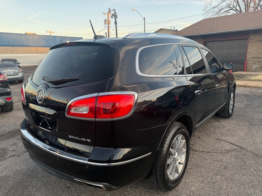 2017 Buick Enclave Image 11