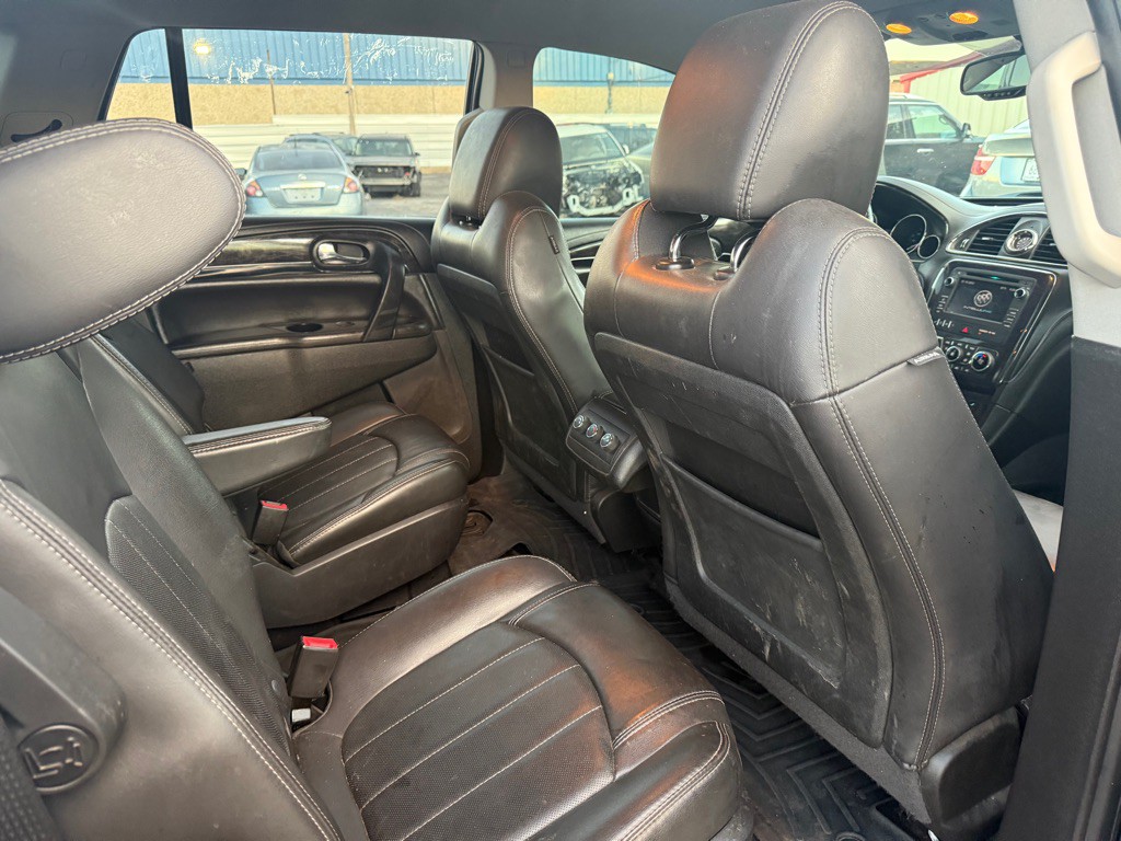 2017 Buick Enclave Image 19