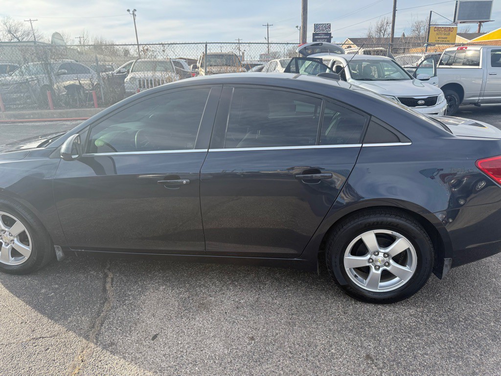 2016 Chevrolet Cruze Image 8