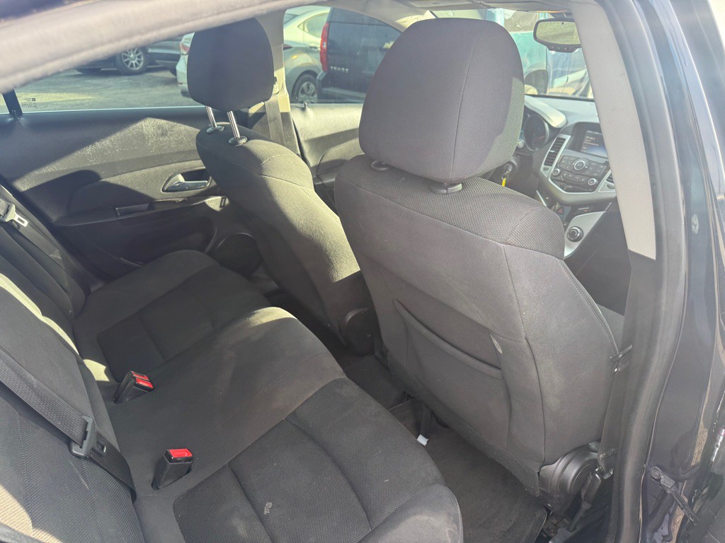 2016 Chevrolet Cruze Image 12