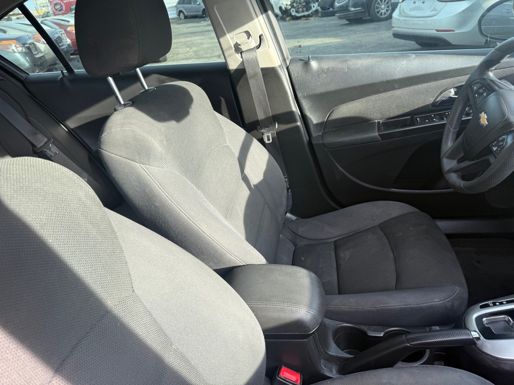 2016 Chevrolet Cruze Image 15