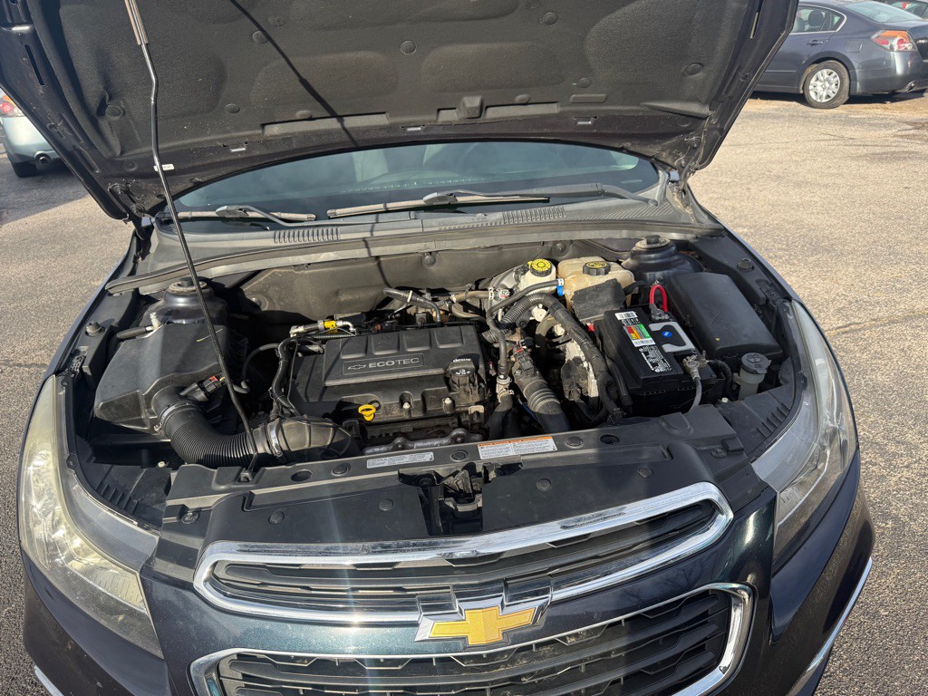 2016 Chevrolet Cruze Image 16