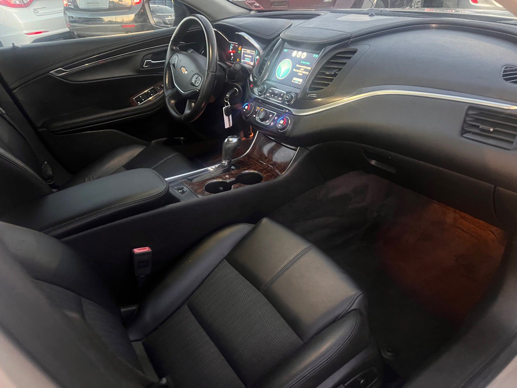 2015 Chevrolet Impala Image 10
