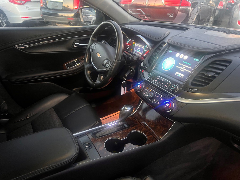 2015 Chevrolet Impala Image 11