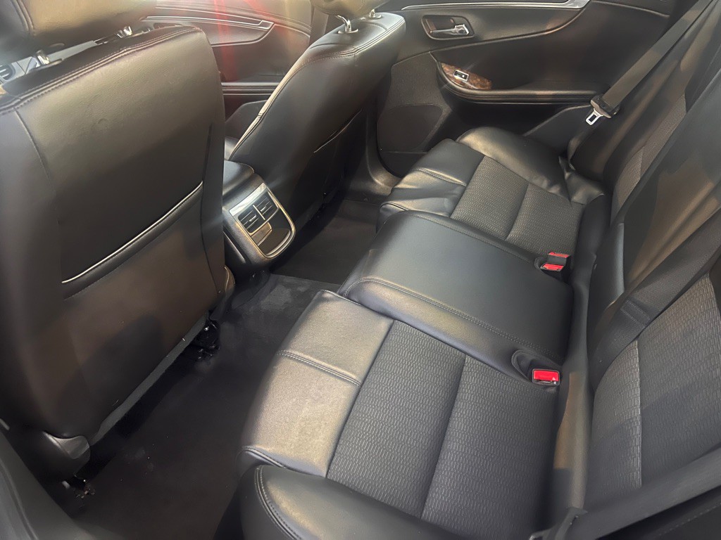 2015 Chevrolet Impala Image 13