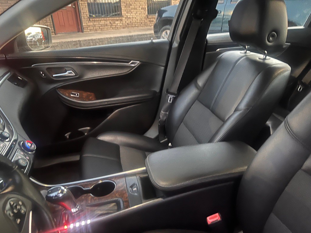 2015 Chevrolet Impala Image 16