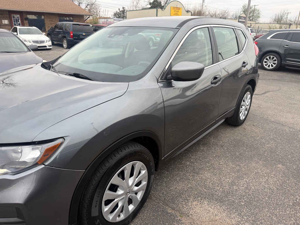 2019 Nissan Rogue Image 10