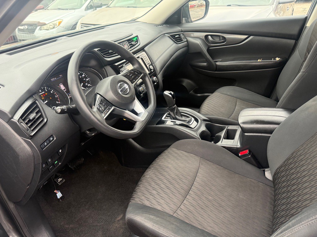 2019 Nissan Rogue Image 14