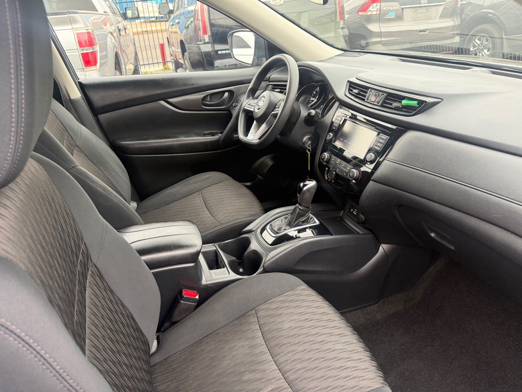 2019 Nissan Rogue Image 20