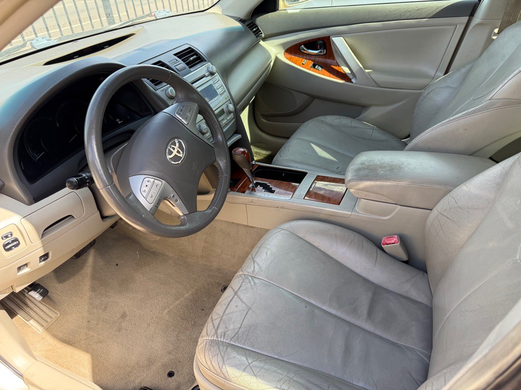 2010 Toyota Camry Image 11