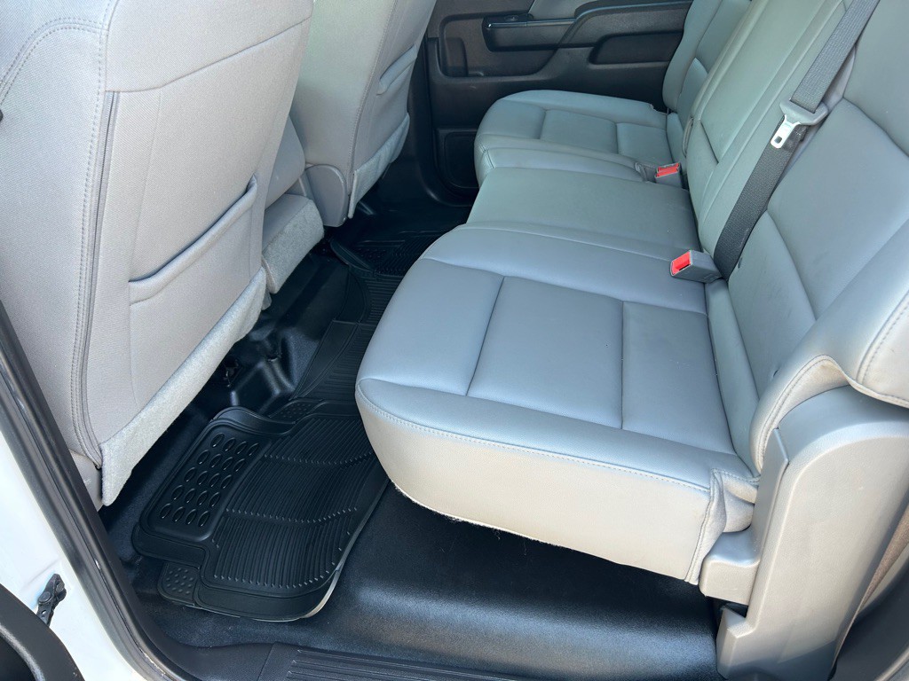 2018 Chevrolet Silverado 1500 Image 12