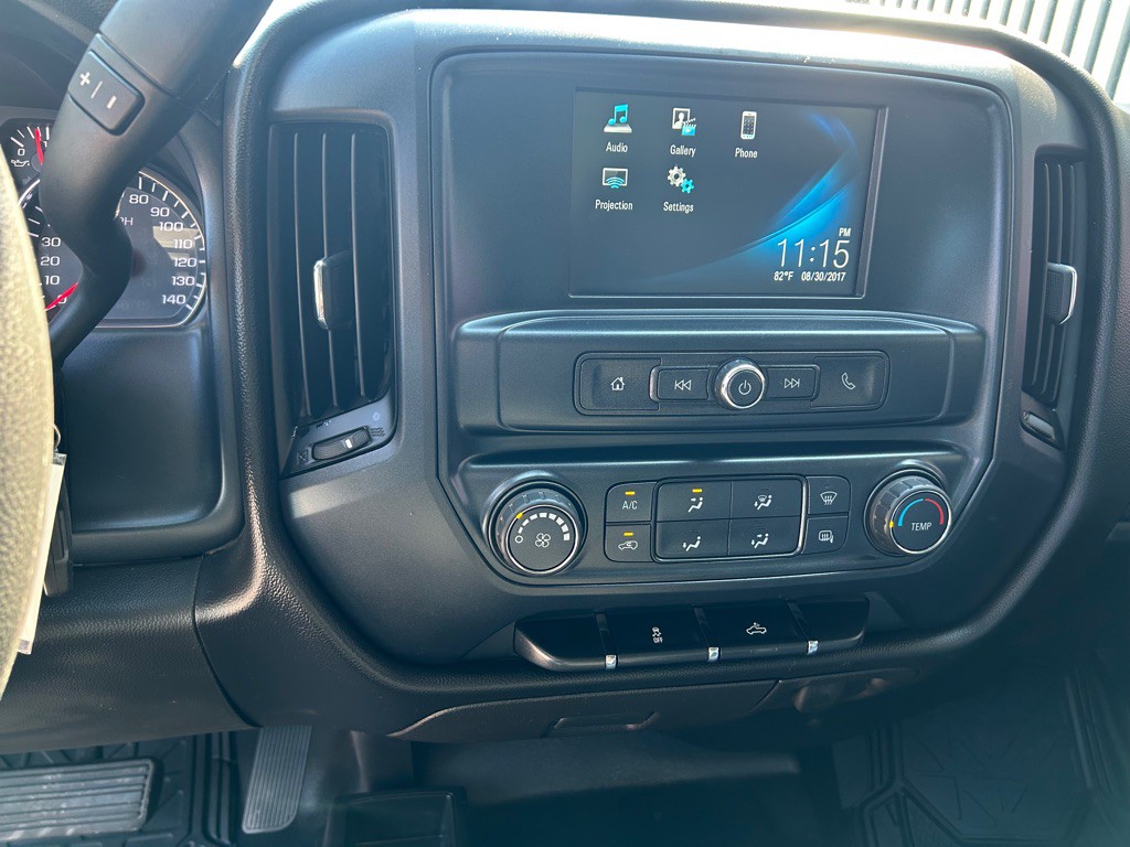 2018 Chevrolet Silverado 1500 Image 14