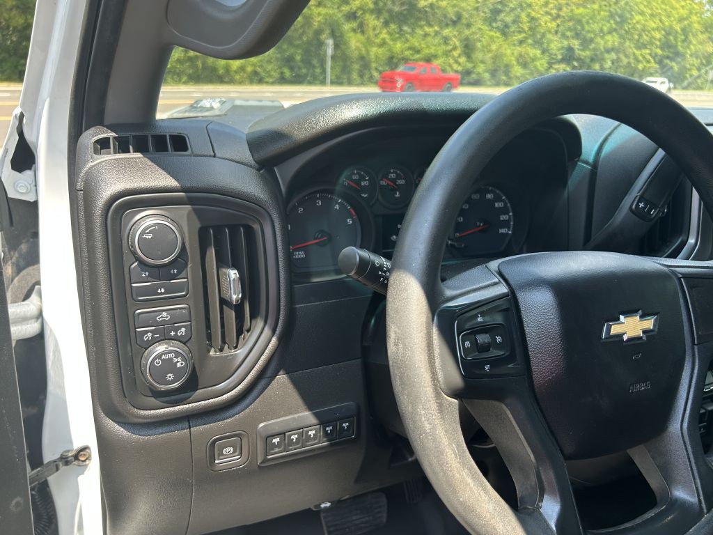 2022 Chevrolet Silverado 1500 Image 13