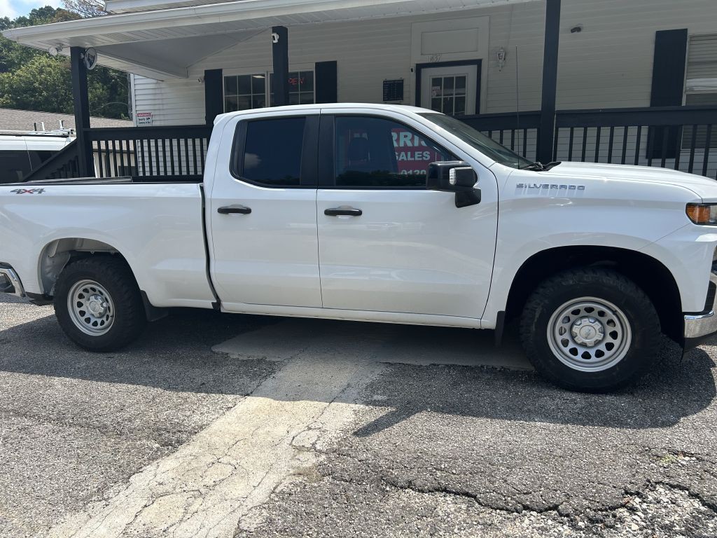 2021 Chevrolet Silverado 1500 Image 2