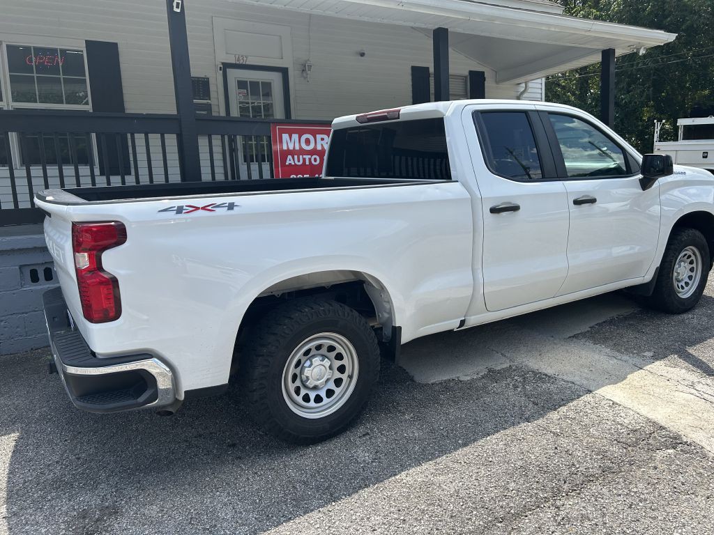 2021 Chevrolet Silverado 1500 Image 3