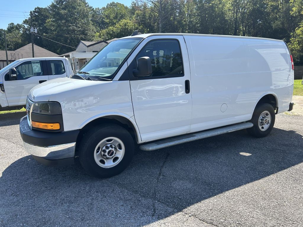 2023 GMC Savana Image 1