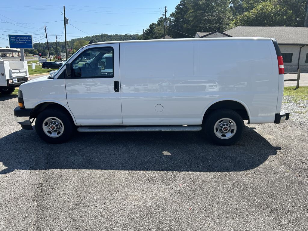 2023 GMC Savana Image 8