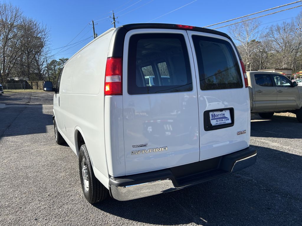 2023 GMC Savana Image 5