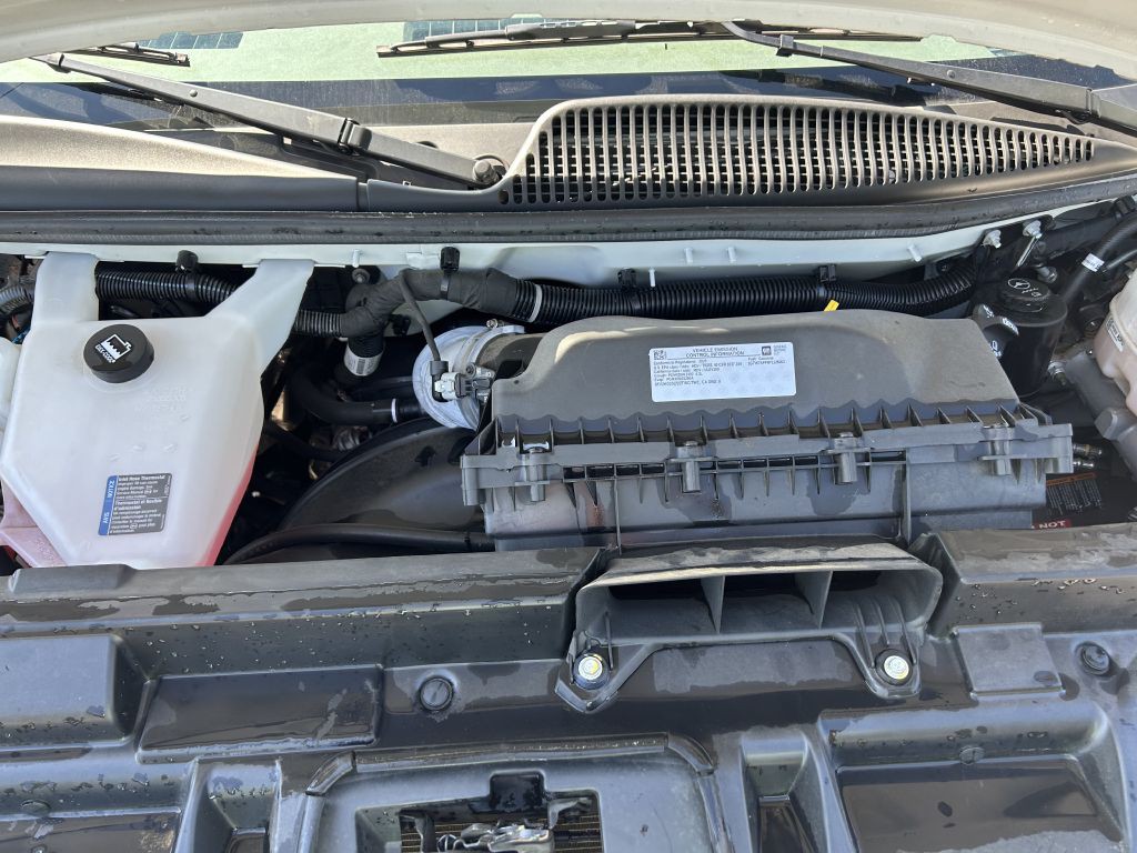 2023 GMC Savana Image 19