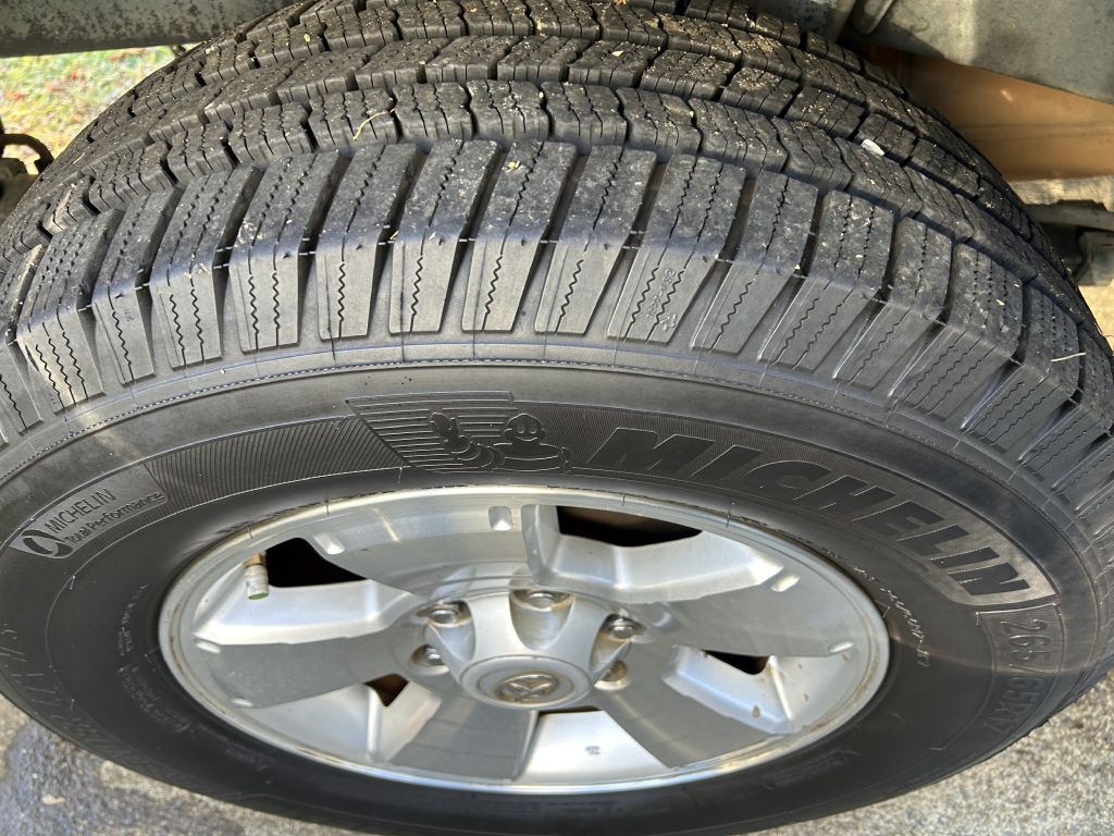 2015 Toyota Tacoma Image 18