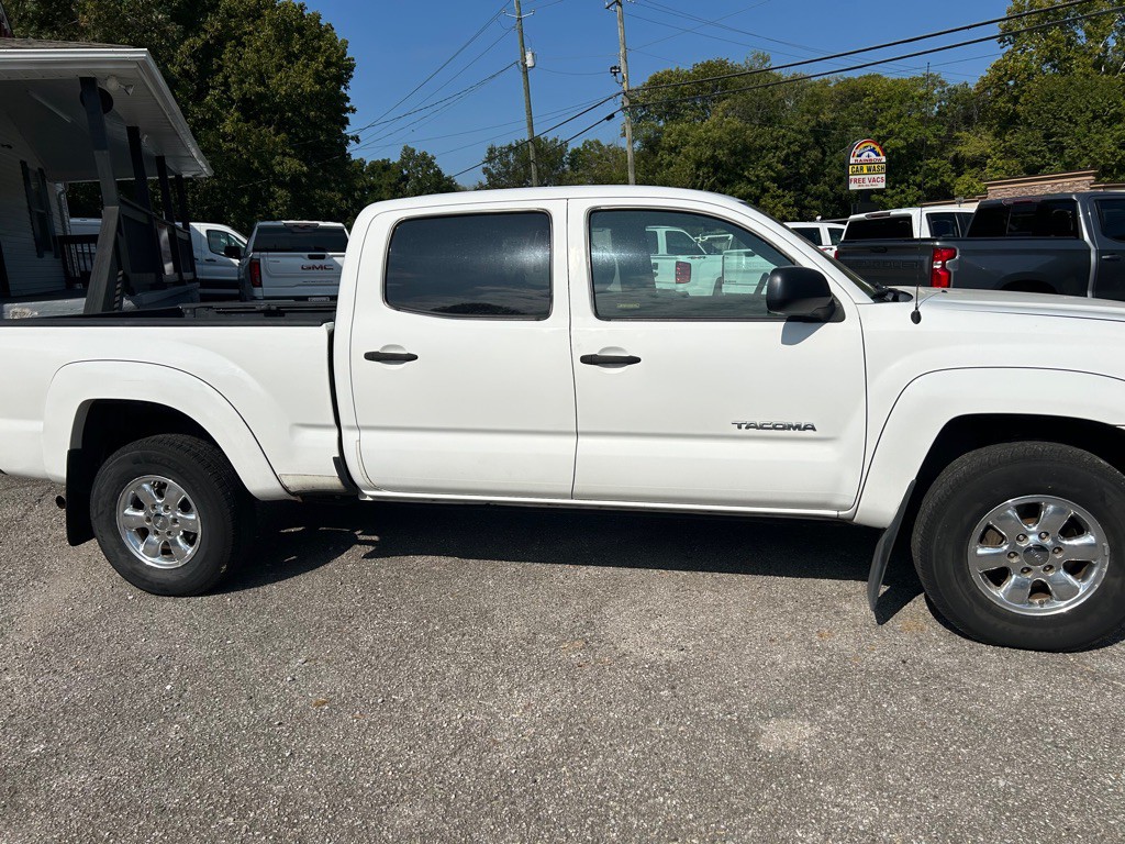 2010 Toyota Tacoma Image 6